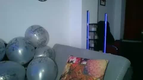 Snapshot of angela_mis chatting on 02/21/25, 03:34 Angela online show from 02/21/25, 03:34