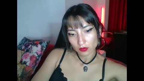 Snapshot of angela_mis chatting on 09/21/25, 05:25 Angela online show from 09/21/25, 05:25