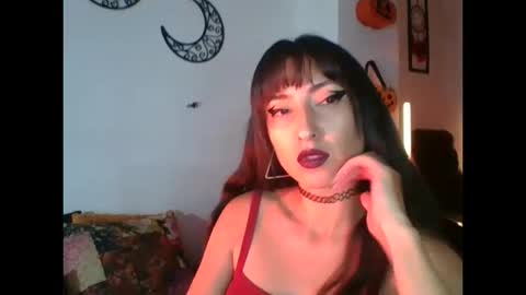 Snapshot of angela_mis chatting on 10/16/25, 10:33 Angela online show from 10/16/25, 10:33