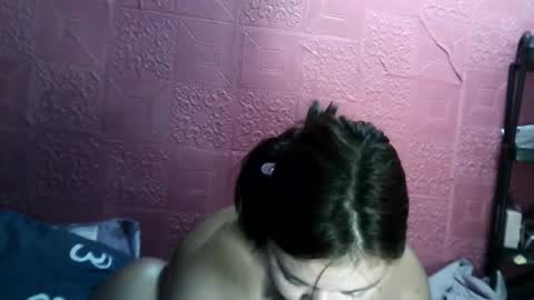 Snapshot of angela_rose12345 chatting on 06/14/26, 01:25 angela_rose12345 online show from 06/14/26, 01:25