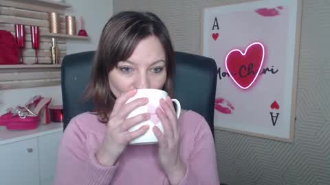 Angela online show from 02/18/26, 06:42