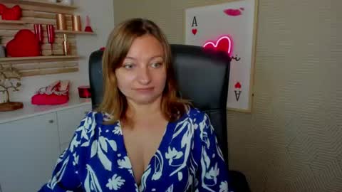 Angela online show from 06/22/26, 05:48