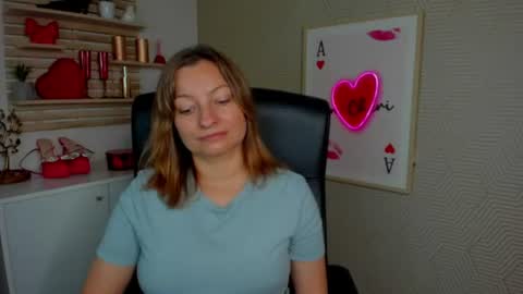 Angela online show from 07/07/26, 06:47
