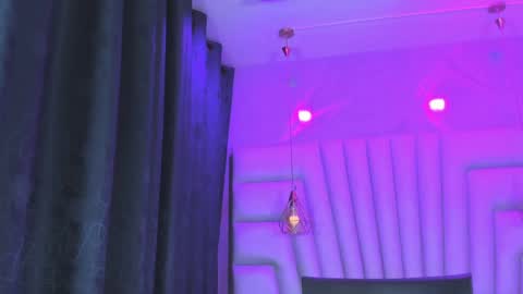 ANGELA online show from 04/01/26, 12:17