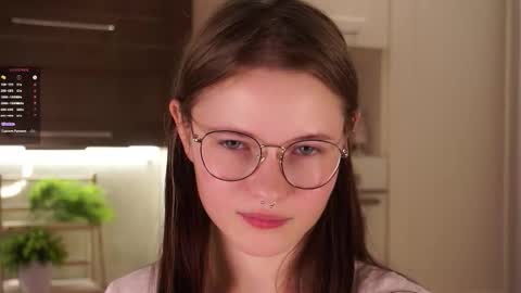 Mary online show from 09/12/25, 11:10