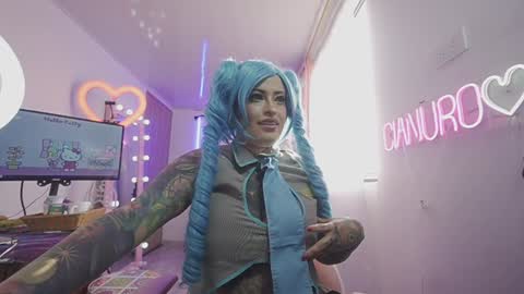 angelacianuro_ online show from 12/08/24, 08:58