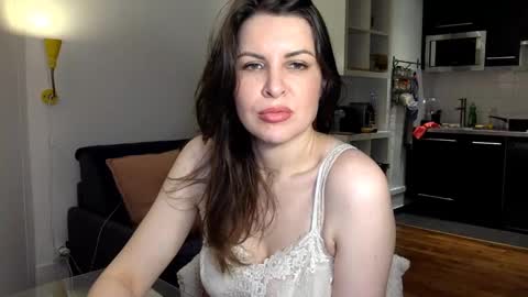 Snapshot of angeladarkk chatting on 01/30/25, 08:42 Angela online show from 01/30/25, 08:42