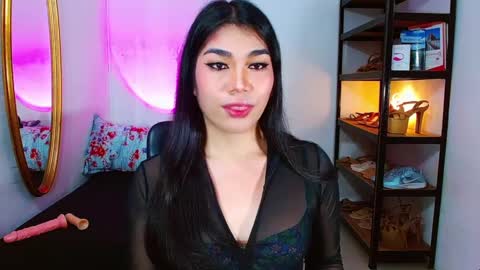 Snapshot of angeladrew73 chatting on 03/02/25, 11:42 Angela online show from 03/02/25, 11:42
