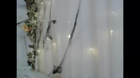 Snapshot of angelainparis28 chatting on 10/27/25, 06:06 ANGELA online show from 10/27/25, 06:06