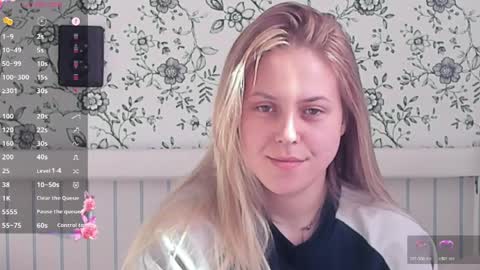 Darsi Anty online show from 04/10/26, 01:27