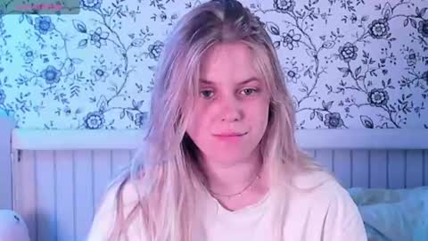 Darsi Anty online show from 06/24/26, 03:33