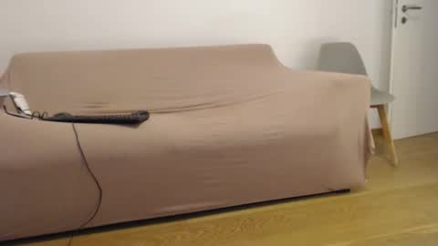 Angela Stingray online show from 02/12/26, 06:30