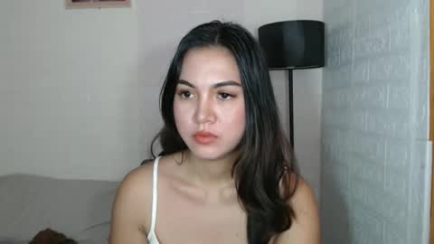 angel- i am new here please do understand that i only get naked on private room thank you online show from 09/18/25, 02:02