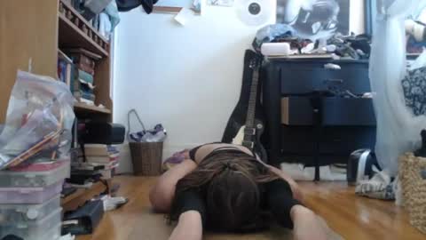 Fern4Ever online show from 04/14/26, 08:37