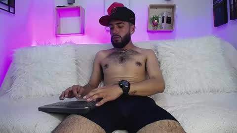 Snapshot of angelbacker chatting on 12/06/24, 04:25 Angel online show from 12/06/24, 04:25