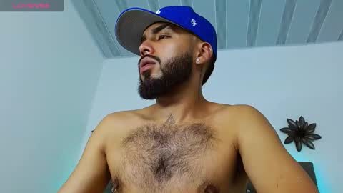 Snapshot of angelbacker chatting on 03/11/25, 08:30 Angel online show from 03/11/25, 08:30