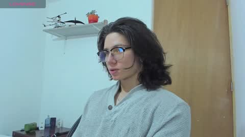 Angel Bennet online show from 02/03/25, 02:47