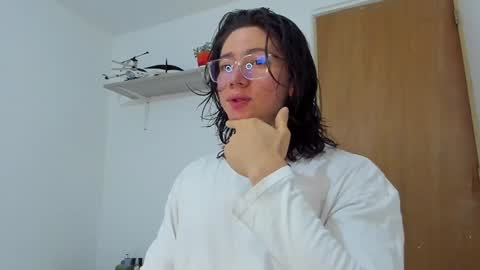 Angel Bennet online show from 02/09/25, 03:00