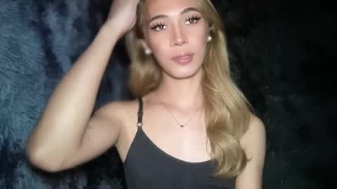 Angel online show from 12/01/25, 04:34