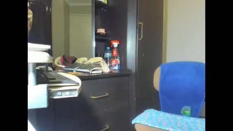 Snapshot of angelchezcka chatting on 06/01/26, 11:56 cheche online show from 06/01/26, 11:56