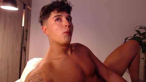 Snapshot of angelcossio chatting on 01/15/25, 12:41 Angel online show from 01/15/25, 12:41