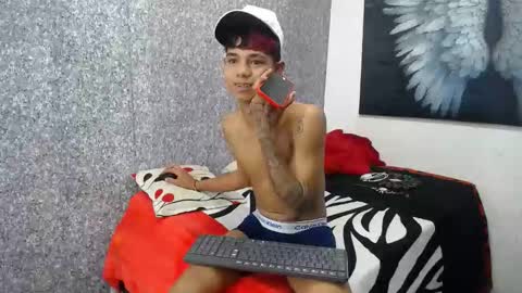 Snapshot of angelcutex_19 chatting on 09/14/25, 03:49 angelcutex_19 online show from 09/14/25, 03:49