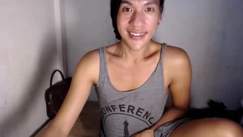 Snapshot of angeldark_satisfactionxxx chatting on 04/28/26, 11:37 ANGELDARK online show from 04/28/26, 11:37