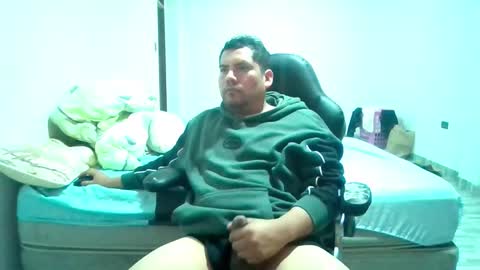 angeldavid90 online show from 09/12/25, 12:44