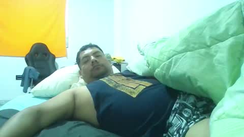 angeldavid90 online show from 11/22/25, 10:47