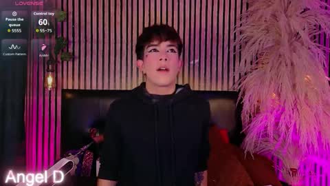 Angel dust online show from 04/22/26, 03:31