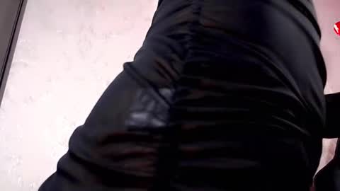 angeles_bust online show from 02/15/25, 03:28