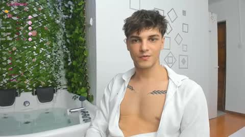 Snapshot of angelfrank chatting on 03/07/25, 11:16 Frankie online show from 03/07/25, 11:16