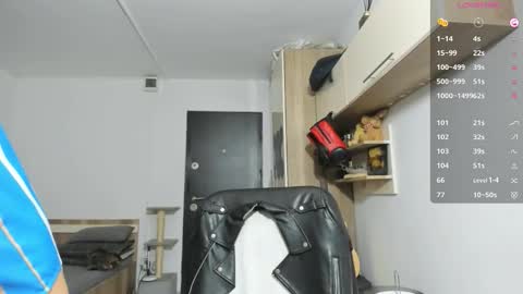 Snapshot of angelfrank chatting on 09/26/25, 11:14 Frankie online show from 09/26/25, 11:14