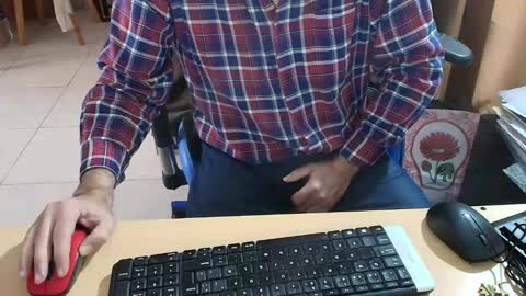 Snapshot of angelgarcia269 chatting on 06/06/26, 01:05 angelgarcia269 online show from 06/06/26, 01:05