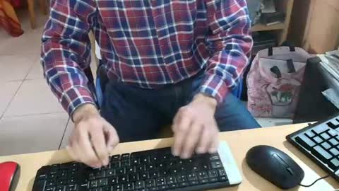 Snapshot of angelgarcia269 chatting on 07/15/26, 11:59 angelgarcia269 online show from 07/15/26, 11:59