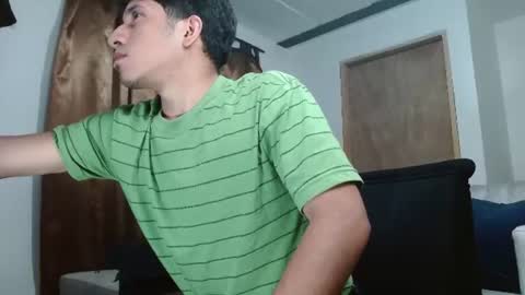 Snapshot of angelhil chatting on 06/21/26, 01:41 Angel of littlebandido online show from 06/21/26, 01:41