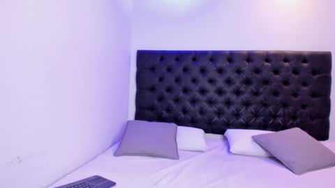 Angeli online show from 09/30/25, 11:04