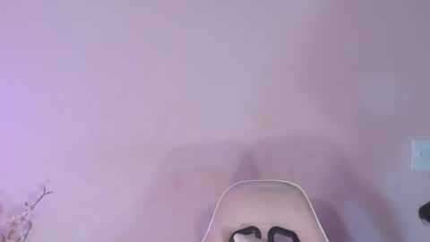 Carolina online show from 02/28/25, 01:26