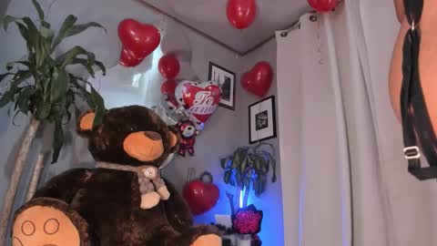 Carolina online show from 02/15/26, 12:07