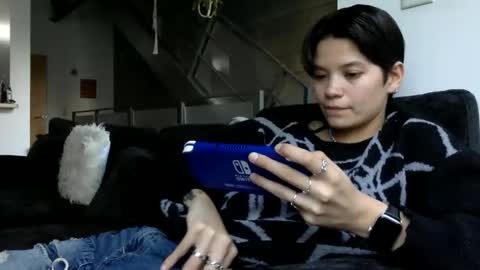 angelia01m online show from 04/01/26, 12:00