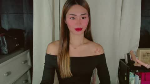 Angelica online show from 06/17/26, 12:40