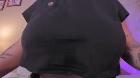 Angelica Cross online show from 04/21/26, 08:23