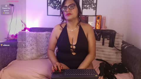 Snapshot of angelica_mature49 chatting on 05/09/26, 04:50 Angelica online show from 05/09/26, 04:50