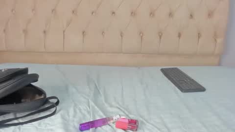 Snapshot of angelica_sexy1 chatting on 01/20/25, 12:15 angelica_sexy1 online show from 01/20/25, 12:15