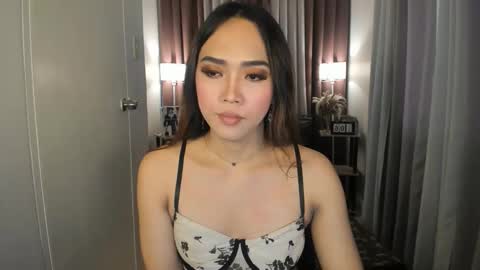 SweetAngelica online show from 11/10/25, 10:42