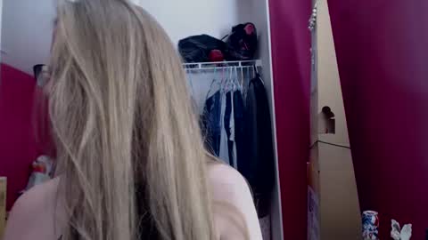 AngelicAngel online show from 02/18/25, 10:36