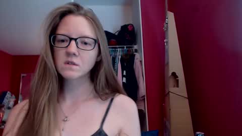 AngelicAngel online show from 11/04/25, 06:07