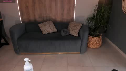  Angelica Vega  online show from 12/16/25, 06:35