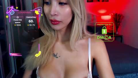Snapshot of angelicface143 chatting on 10/09/25, 03:37 Angel Shigeto online show from 10/09/25, 03:37