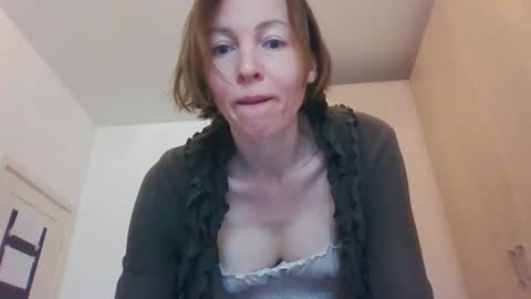 angelicfenix online show from 02/19/26, 07:04